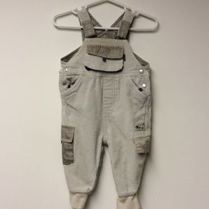 Children’s Place corduroy romper. Size 6-9M.